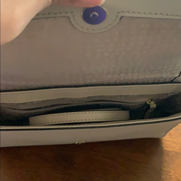 Authentic Kate spade w strap - Picture 3 of 8